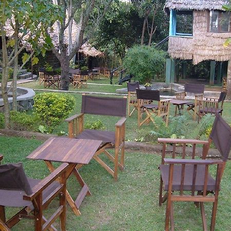 L Oasis Lodge And Restaurant Αρούσα Εξωτερικό φωτογραφία