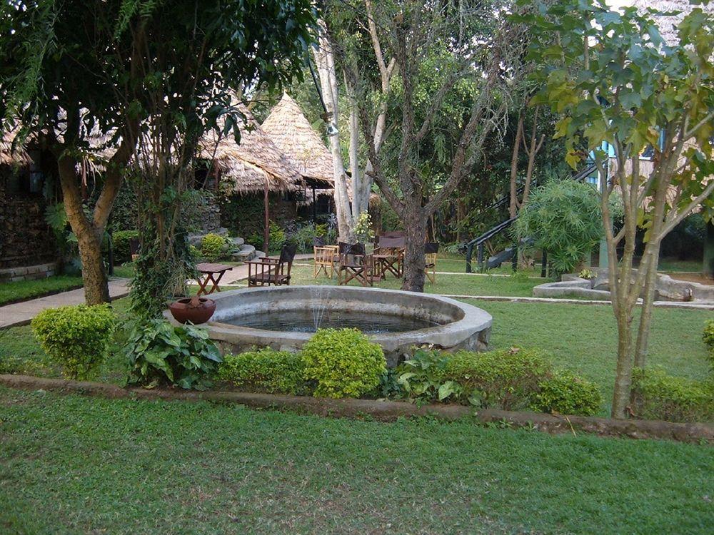 L Oasis Lodge And Restaurant Αρούσα Εξωτερικό φωτογραφία