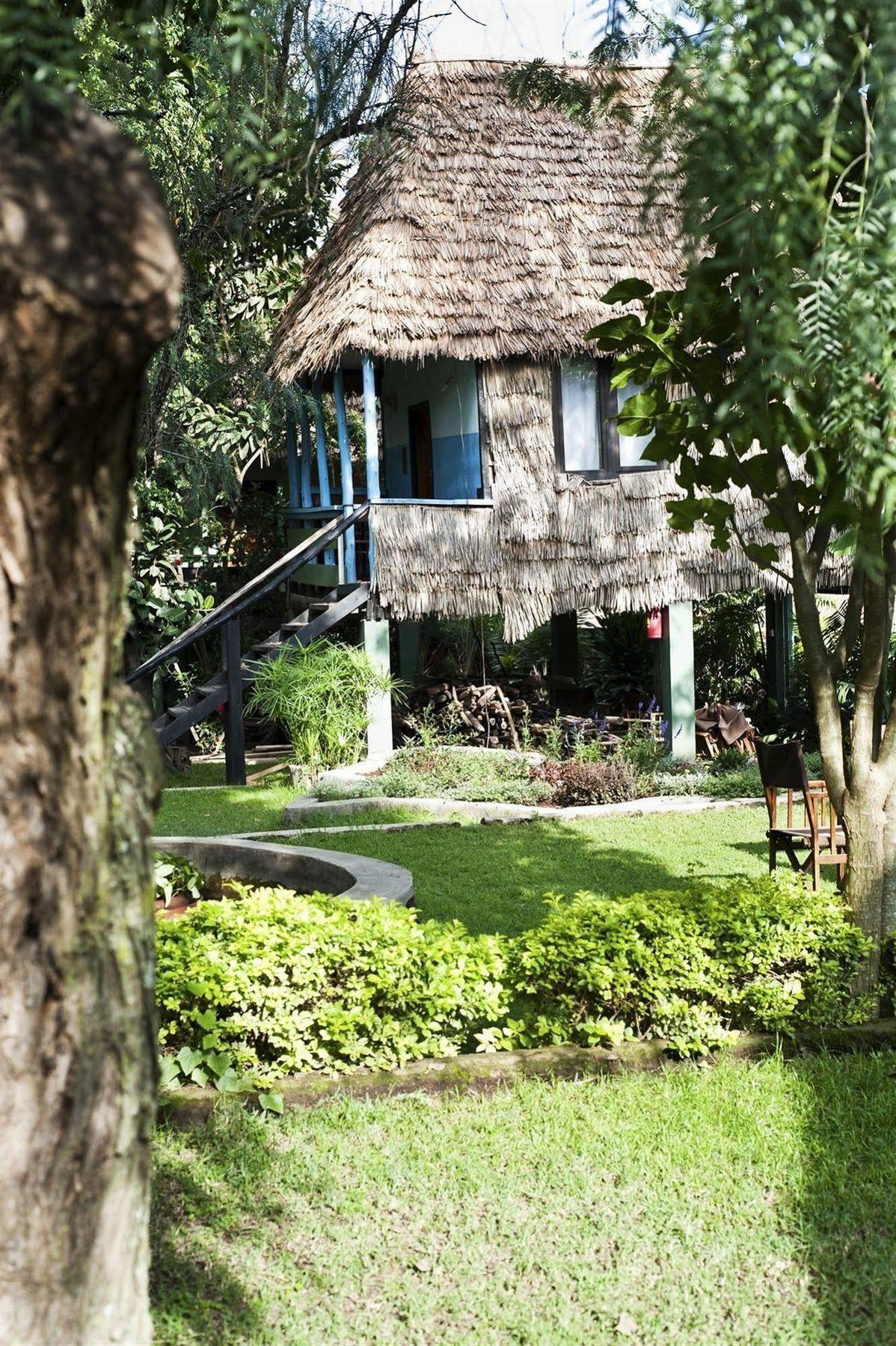 L Oasis Lodge And Restaurant Αρούσα Εξωτερικό φωτογραφία