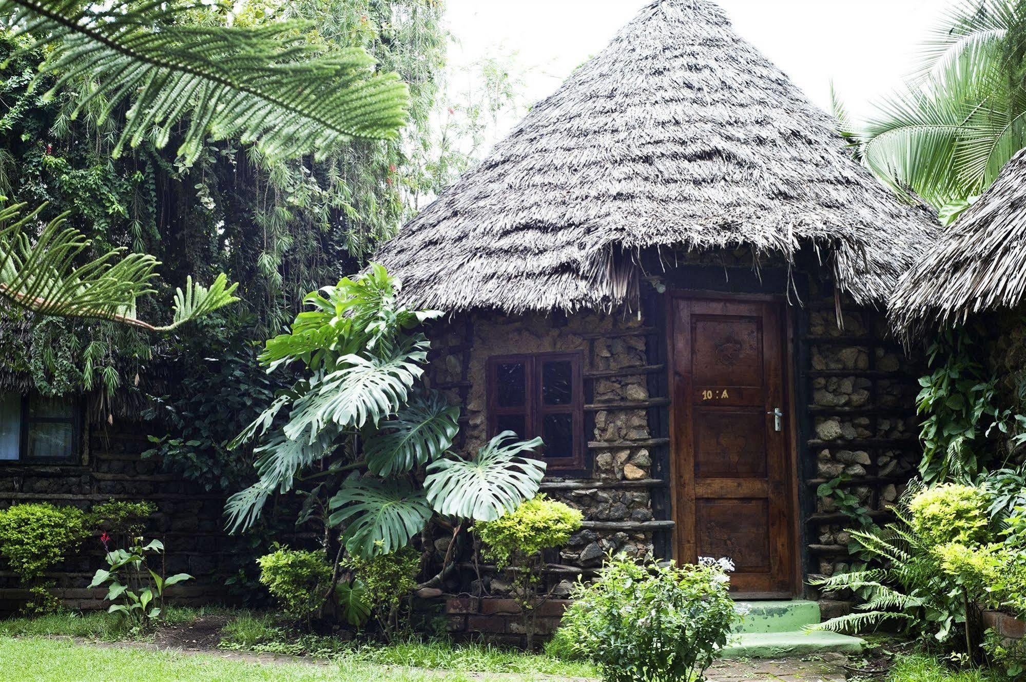 L Oasis Lodge And Restaurant Αρούσα Εξωτερικό φωτογραφία
