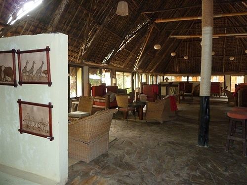 L Oasis Lodge And Restaurant Αρούσα Εξωτερικό φωτογραφία