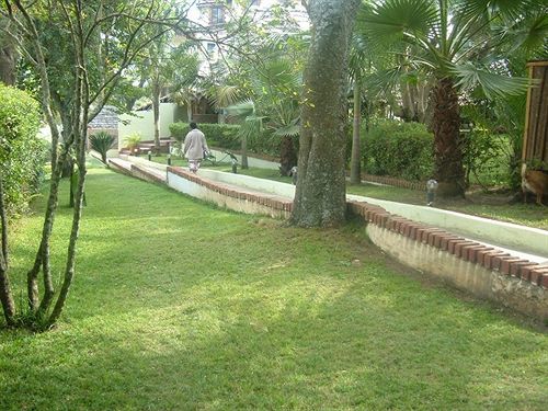 L Oasis Lodge And Restaurant Αρούσα Εξωτερικό φωτογραφία